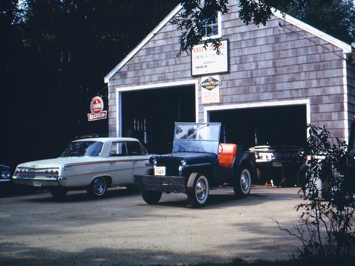 Knox's Garage in 1962
